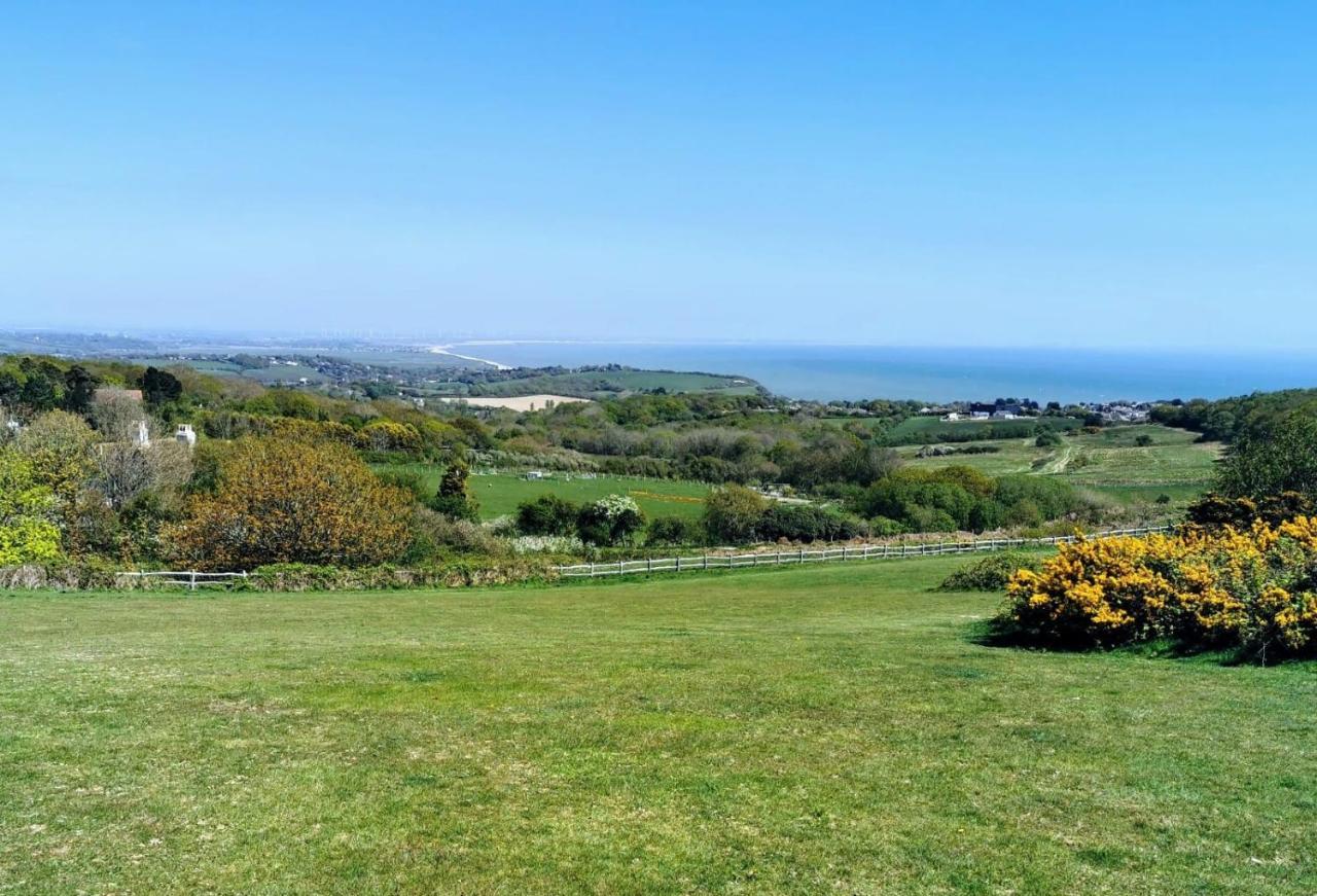 Elegant Spacious Seaside Apartment St Leonards-on-Sea Bagian luar foto