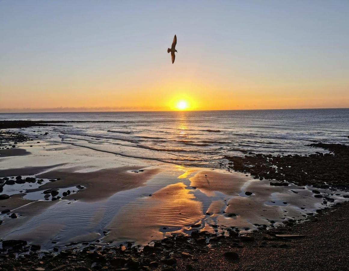 Elegant Spacious Seaside Apartment St Leonards-on-Sea Bagian luar foto